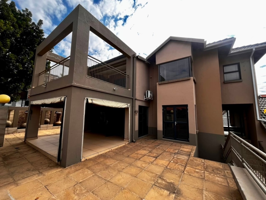 To Let 3 Bedroom Property for Rent in Cashan North West
